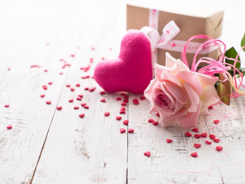 What Does Valentine Mean? The True Meaning (Updated) - Psychmoments Blog